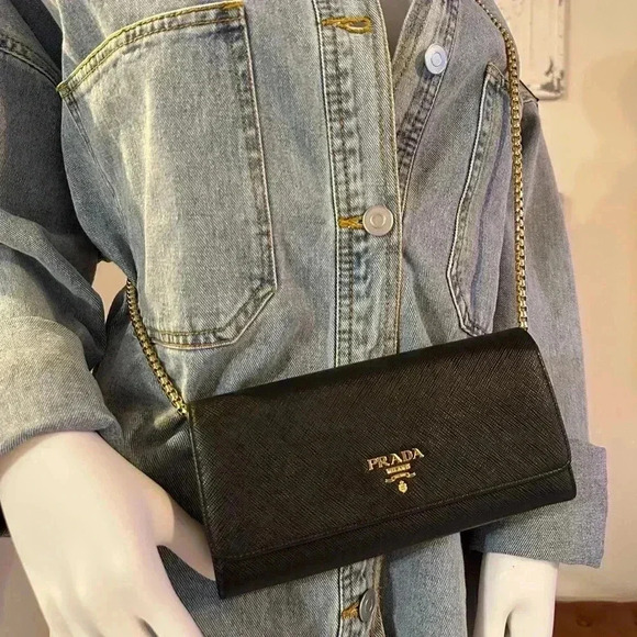 AUTHENTIC Prada Saffiano Metal Continental Flap Wallet multi color inside - Picture 1 of 16